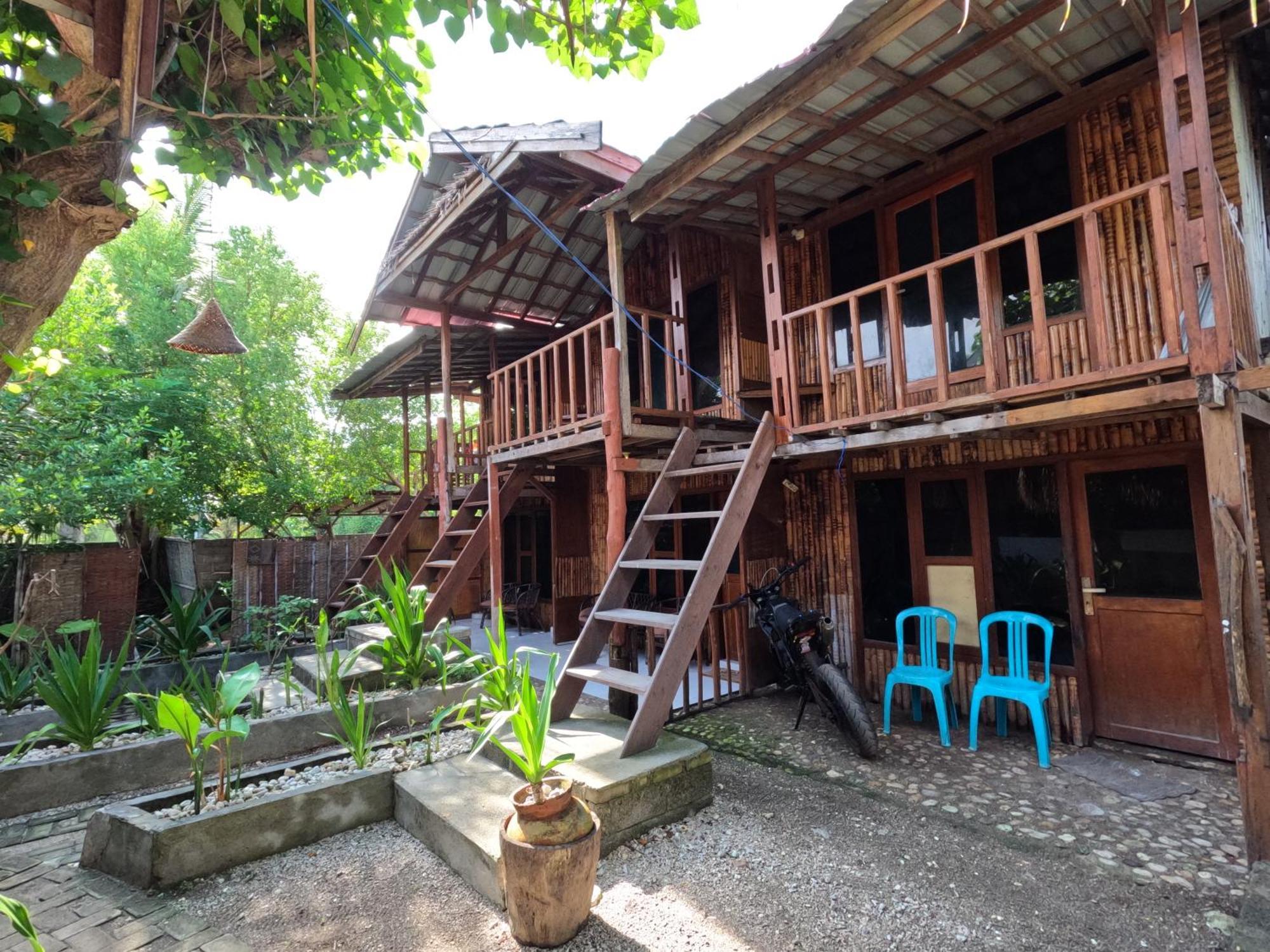 Maryan Moyo Bungalows & Resto Moyo Island Dış mekan fotoğraf